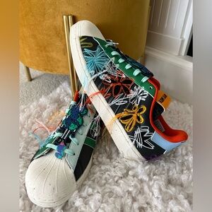 Adidas
x Sean Wotherspoon Superstar "Superearth" sneakers
